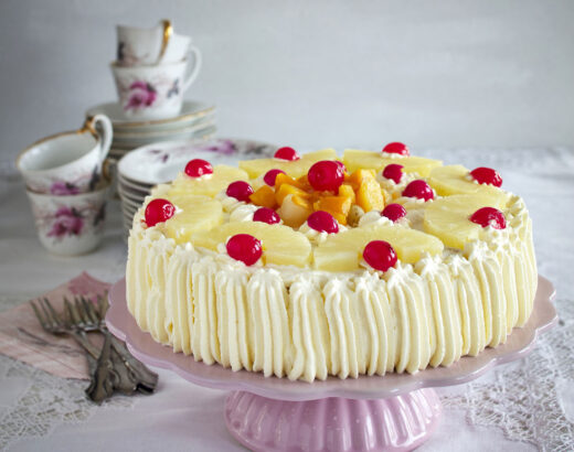 Cream cake