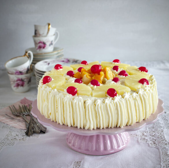 Cream cake
